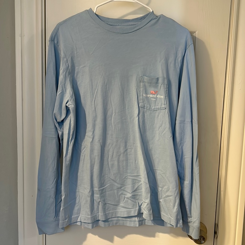 Vineyard vines shirt, size s, color blue
